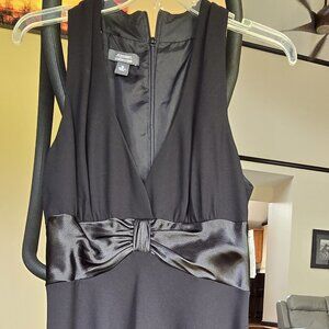 DressBarn Black Sleeveless V Neck Dress with Sating Bow